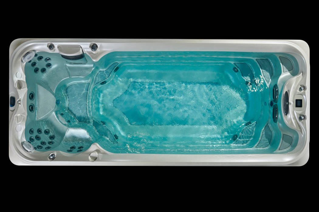 Jacuzzi Swimspa La Piscina Ideale Per Il Nuoto Controcorrente Ed Anche