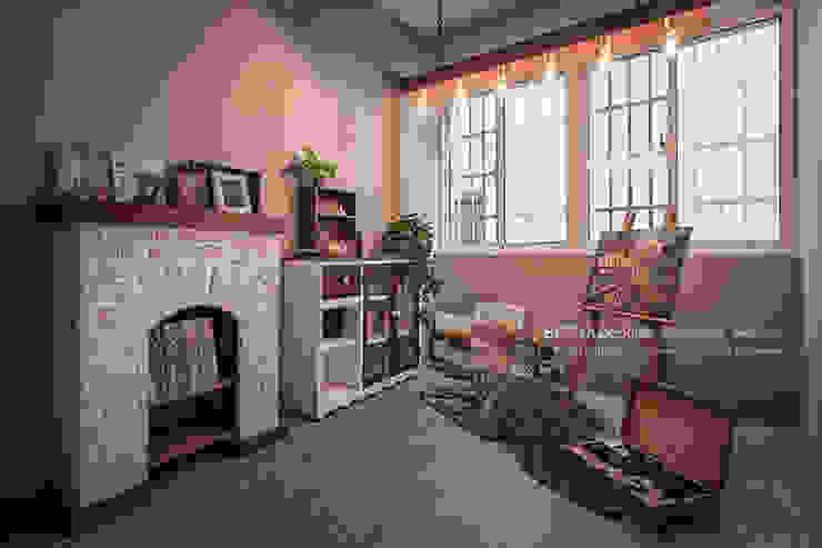 轻工业风-画室 asian style study/office by 大不列颠空间感室内装修