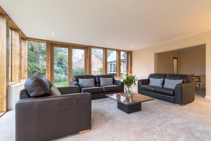 modernise,modernapartment oak framed extension modernises a detached bungalow