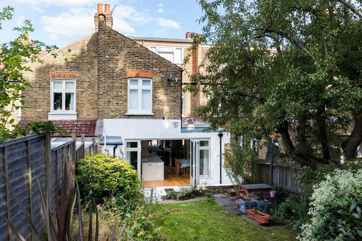 terrace house by resi architects in london