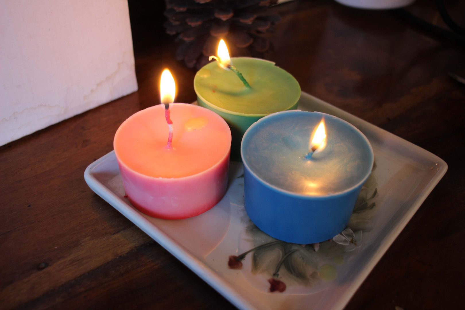 learn-how-to-dye-candles-in-12-easy-steps-homify