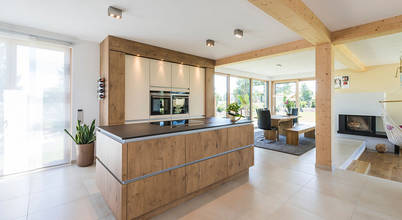 Stilvoll, ökologisch, extravagant: Stadtvilla mit Wow-Effekt, KitzlingerHaus GmbH & Co. KG KitzlingerHaus GmbH & Co. KG Kuhinja