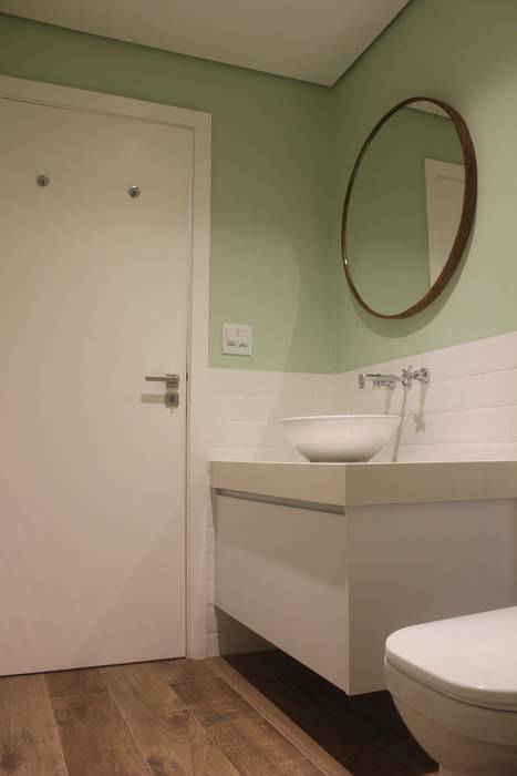 Banheiro suite daniela kuhn arquitetura Banheiros modernos Espelho,Pia,Toque,Pia do banheiro,Encanamento,Banheiro,Madeira,Luminária,Roxa,Piso