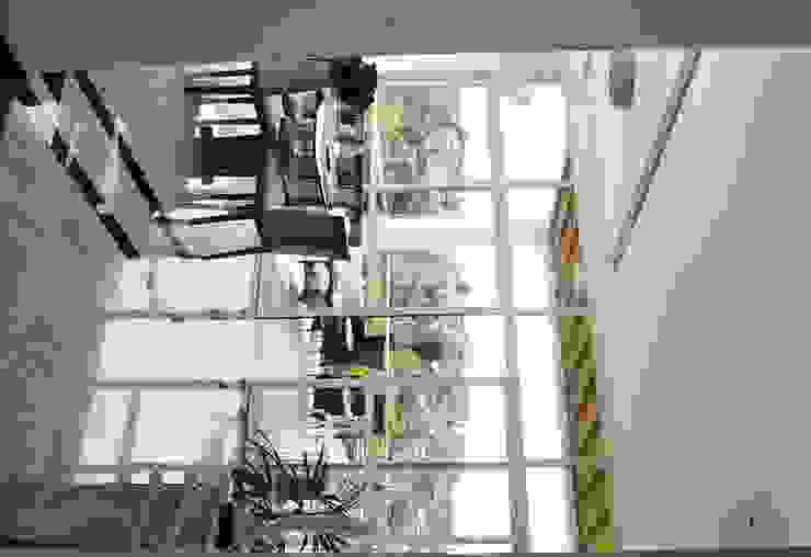 Atelier Plural Salle à manger moderne