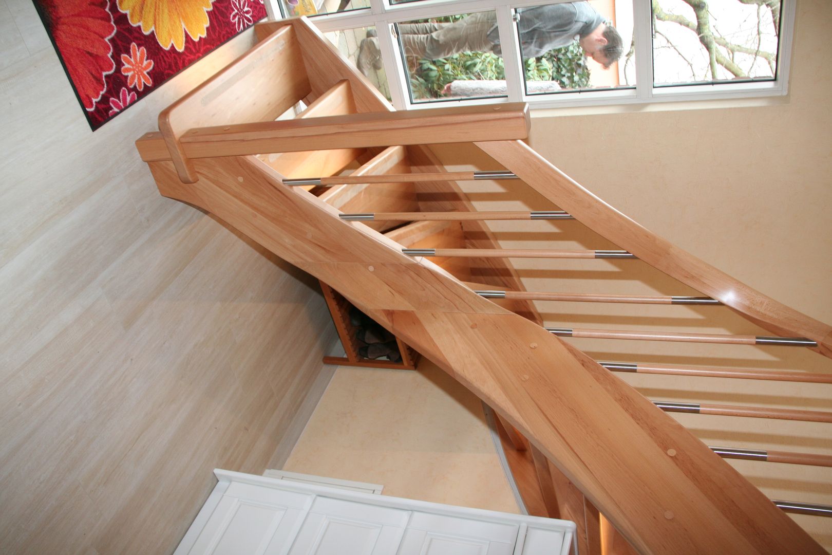 virtelgewendelte Wangentreppe aus Kernbuche mit LED, Treppen Roland Treppen Roland Stairs لکڑی Wood effect