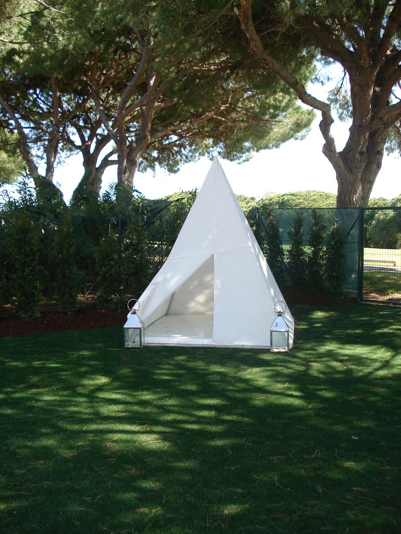 Tenda para crianças ARQ1to1 - Arquitectura, Interiores e Decoração Jardins ecléticos