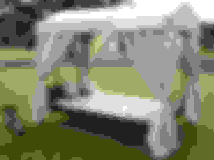 20 toldos y pérgolas metálicas que te inspirarán a poner una en tu jardín