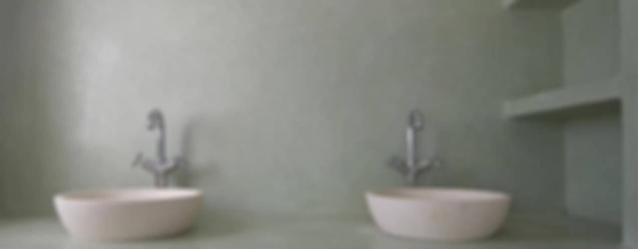 Badezimmer - Feuchträume in Betonoptik, Fugenlose mineralische Böden und Wände Fugenlose mineralische Böden und Wände Baños industriales