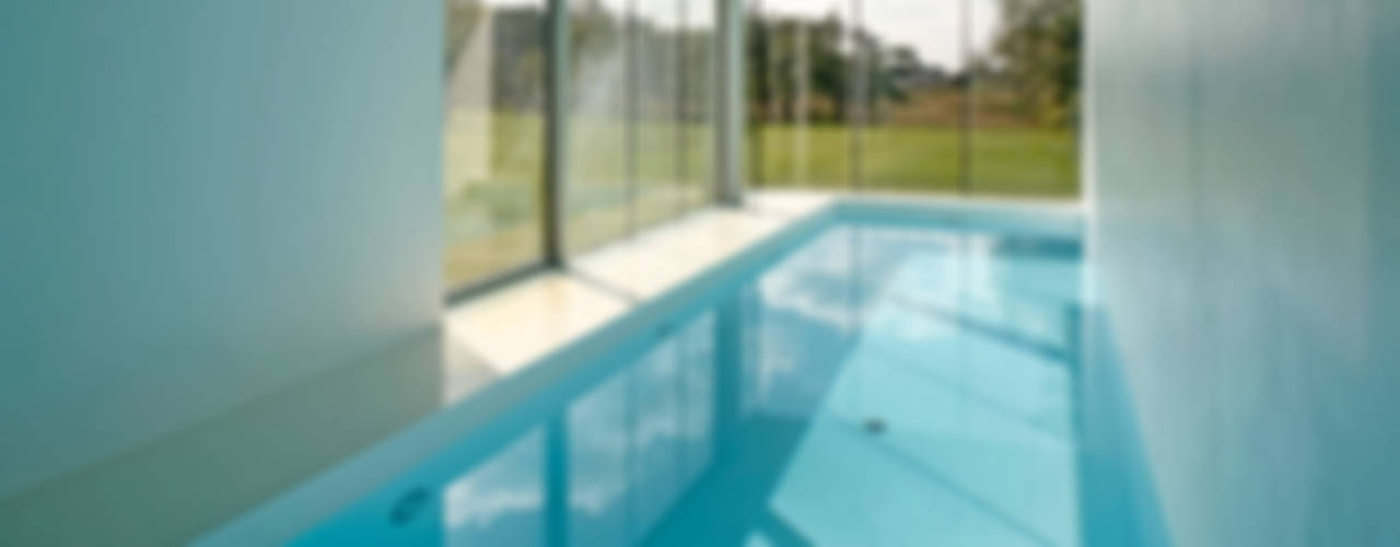 Safe House, KWK Promes KWK Promes Pool design ideas