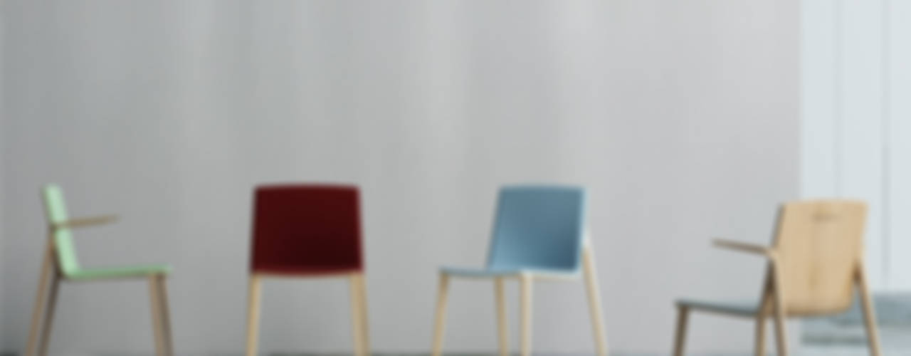 Peg Chair: La alta tecnología aplicada a la fabricación de sillas., Alegre Design Alegre Design Comedores de estilo escandinavo