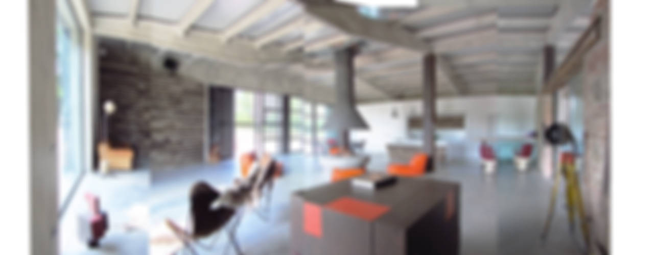 Margarete (Architetti Anselmi S. e Crucianelli E.) Industrial style houses