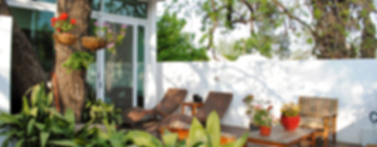 Easy ways to make your Patio bigger! homify