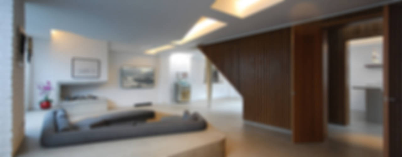 13 idee di illuminazione per un soffitto di grande effetto Illuminazione faretti binario