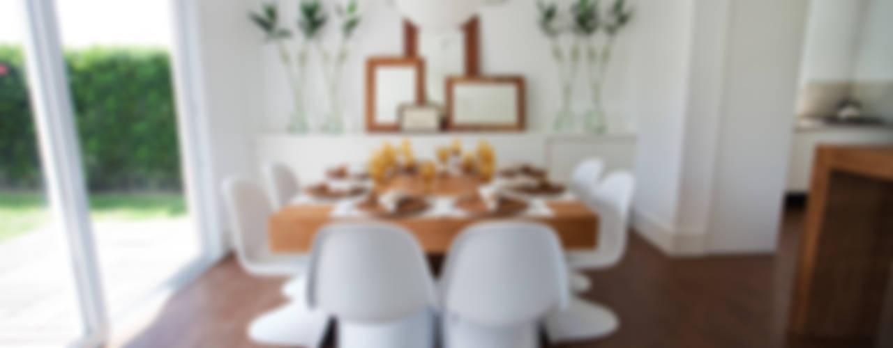 CASA PRAIA, Tweedie+Pasquali Tweedie+Pasquali Tropical style dining room