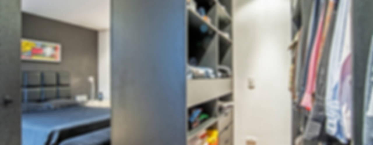 Apartamento masculino em Curitiba, Evviva Bertolini Evviva Bertolini Modern style dressing rooms