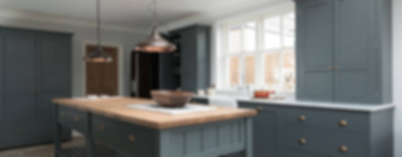 The Hampton Court Kitchen by deVOL, deVOL Kitchens deVOL Kitchens Classic style kitchen