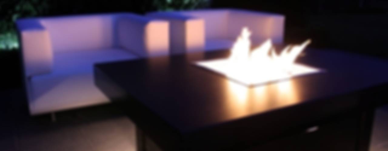 Bahama Gas Fire Table - Doncaster, Rivelin Rivelin モダンな庭