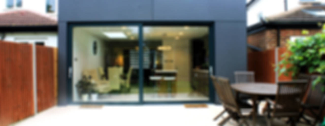 A Modern Kitchen Design Located in New Malden, Surrey, Consultant Line Architects Ltd Consultant Line Architects Ltd เรือนกระจก