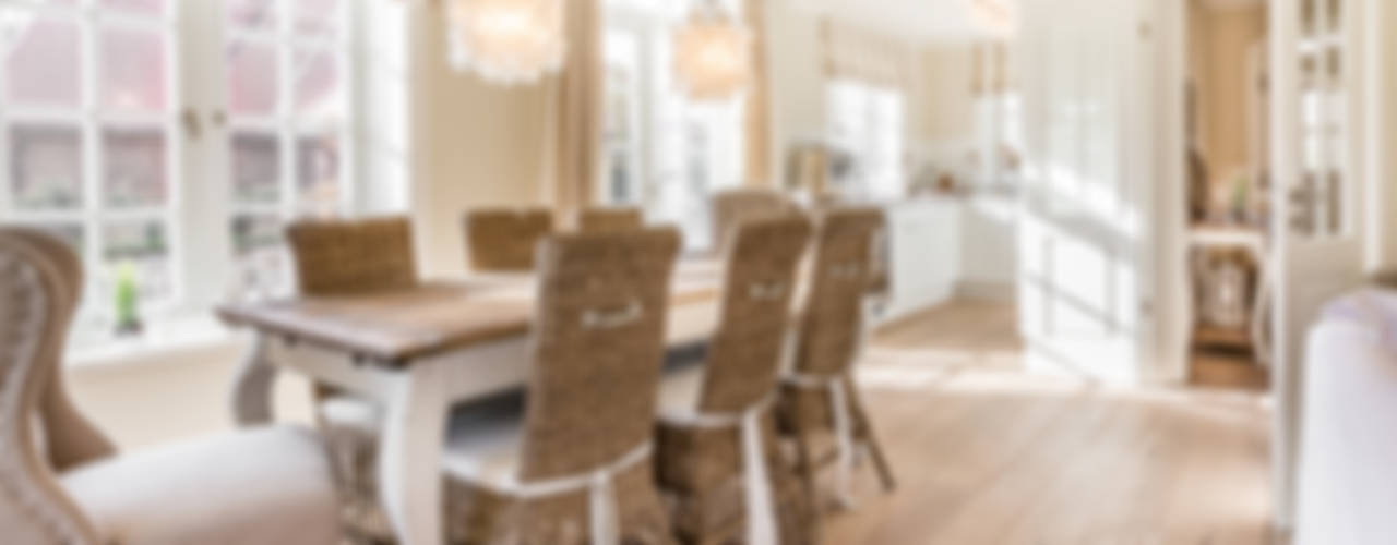 Design Reetdach Neubau, Home Staging Sylt GmbH Home Staging Sylt GmbH Country style dining room