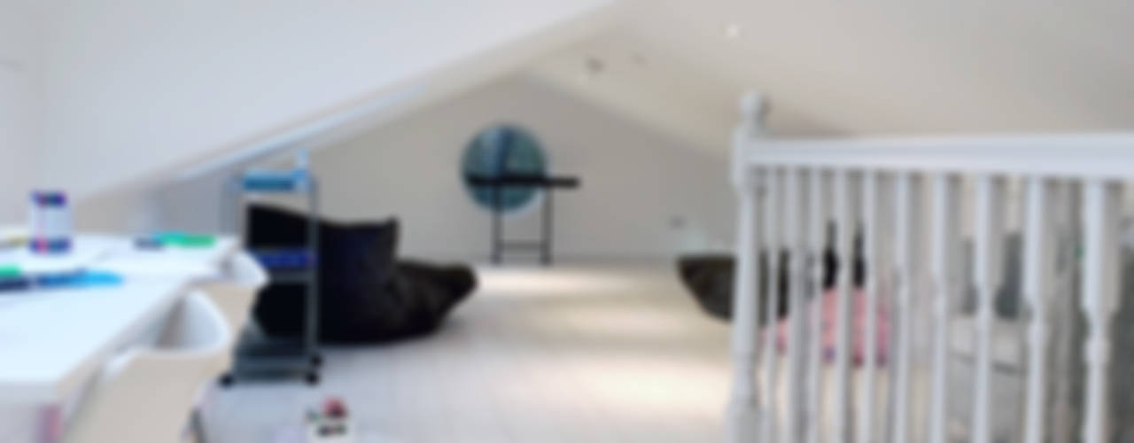 Loft Conversion in Highgate, GK Architects Ltd GK Architects Ltd Quarto infantil moderno