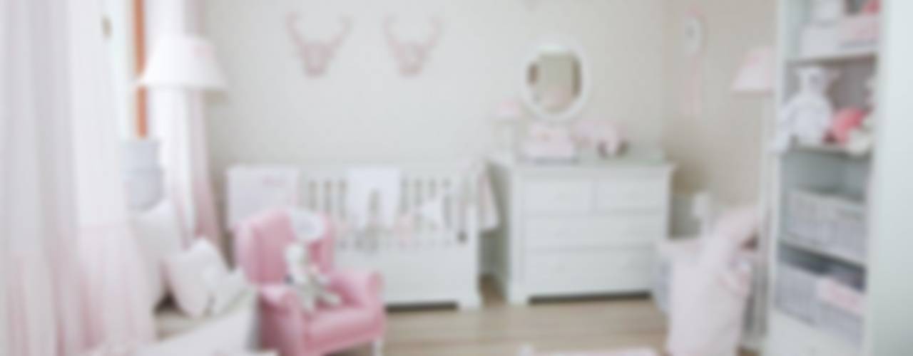 Pokój dziewczynki w subtelnym pudrowym różu, Caramella Caramella Nursery/kid’s room