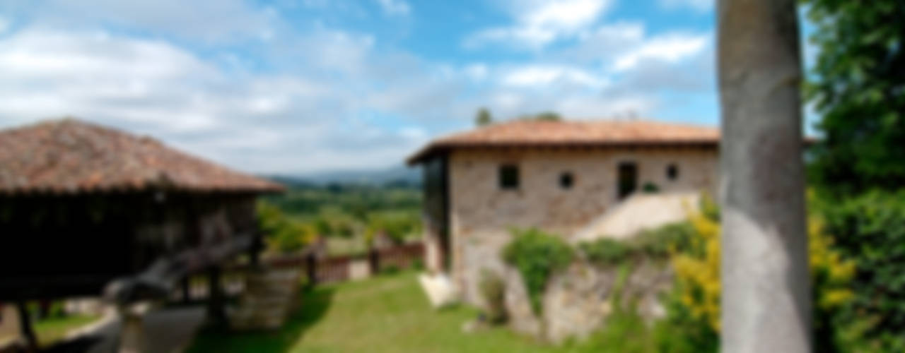 Una Casa Rural con paredes de Piedra del siglo XVIII que te robará el aliento, RUBIO · BILBAO ARQUITECTOS RUBIO · BILBAO ARQUITECTOS Casas de estilo rural