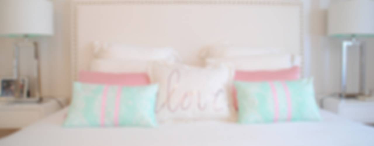 Suite Love - Decoração de Quarto, White Glam White Glam モダンスタイルの寝室