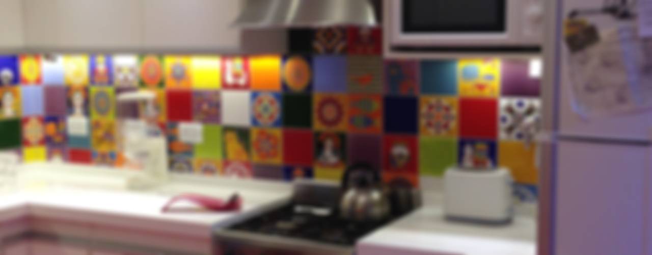 homify Colonial style kitchen Tiles