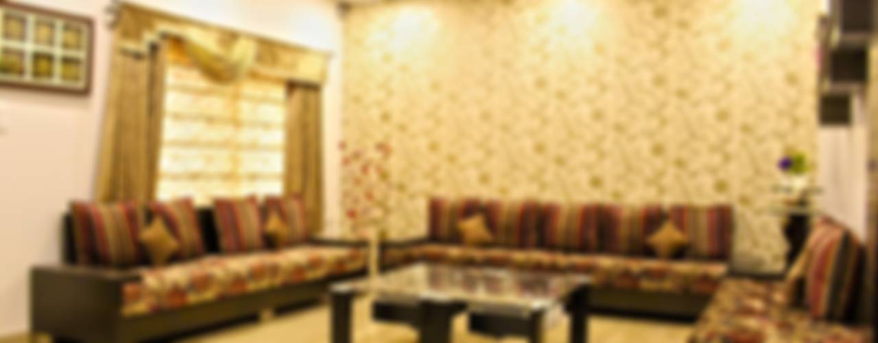 Duplex in Indore, Shadab Anwari & Associates. Shadab Anwari & Associates. Asian style living room