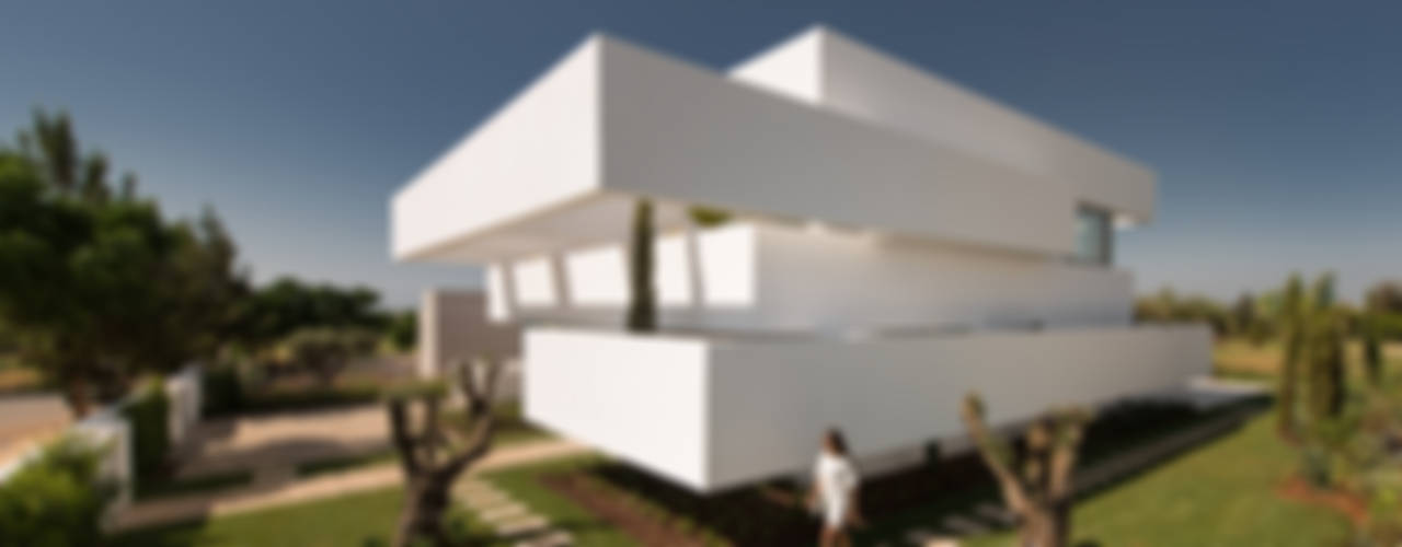 Casa de arquitectura volumétrica no Algarve tem 5 terraços e um jardim, Corpo Atelier Corpo Atelier منازل