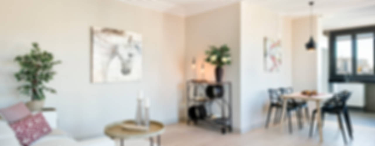 Home Staging para una Vivienda de Lujo en Barcelona, Markham Stagers Markham Stagers Modern living room