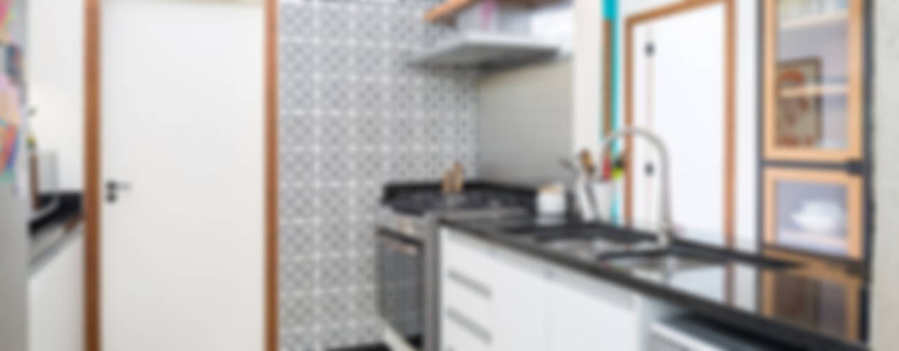 Reforma de apartamento - Ateliê Paralelo, Joana França Joana França 現代廚房設計點子、靈感&圖片