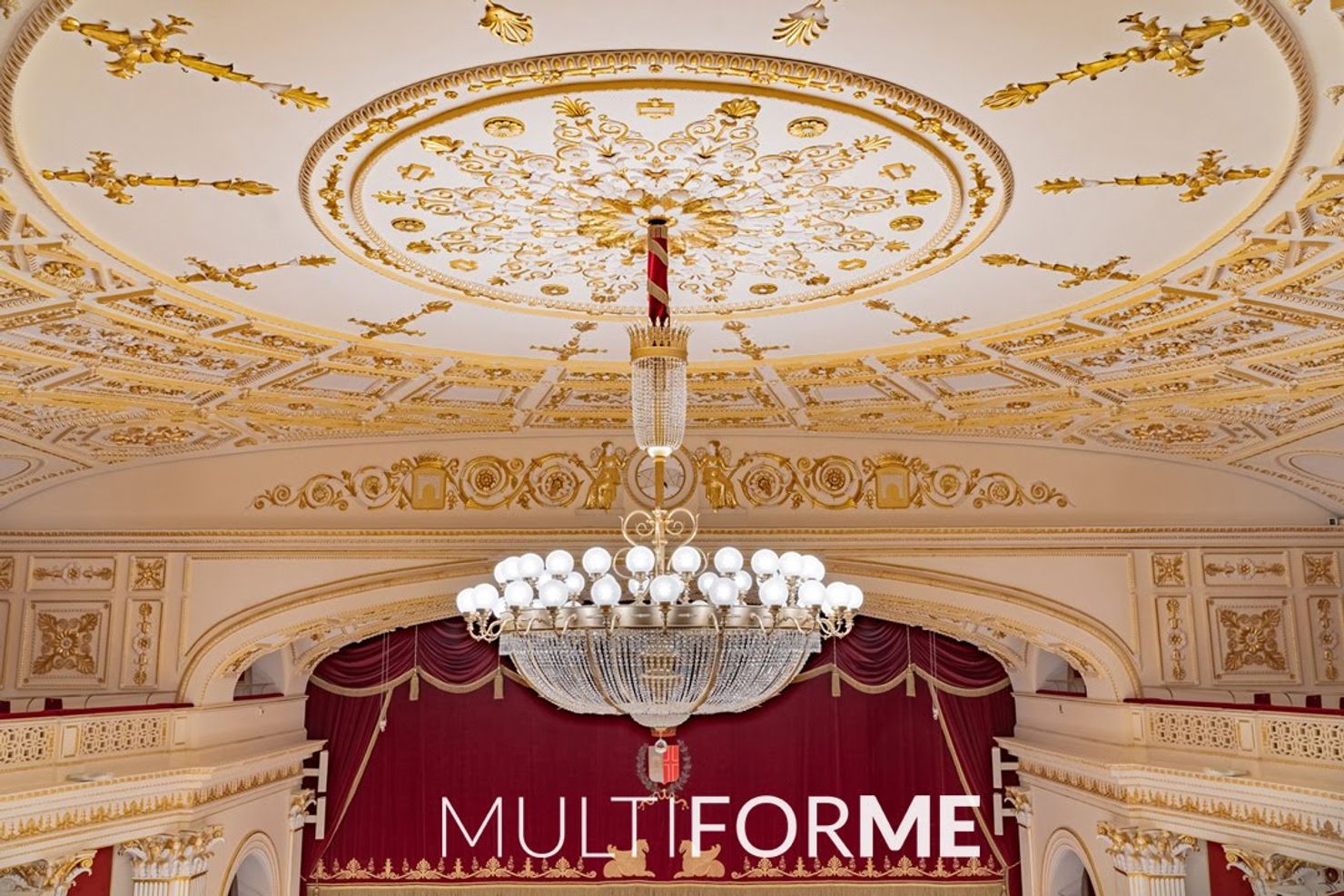 Освещение легендарного театра Галли-Римини от MULTIFORME