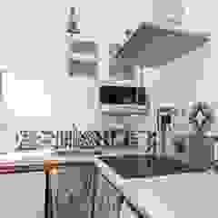 Prédio Turístico em Santa Catarina, Lisboa alma portuguesa CozinhaPias e torneiras