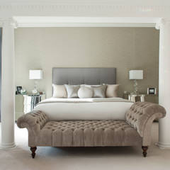 Master Bedroom Roselind Wilson Design Camera da letto moderna luxury bedroom,cushions,chaise lounge,dressing table,curtain,carpet,pillar,interior design