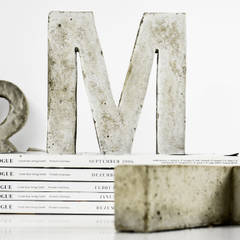 Betonbuchstabe "M", mx | living mx | living Kunst Kunstobjekte