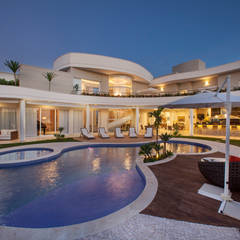 Casa Limeira: Casas  por Arquiteto Aquiles Nícolas Kílaris, Moderno   