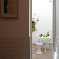 Páteo Varandas, marquises e terraços mediterrânicos por BL Design Arquitectura e Interiores Mediterrânico