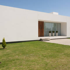 Casa C Puerto Roldan, VISMARACORSI ARQUITECTOS VISMARACORSI ARQUITECTOS Maisons modernes