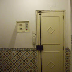 Sala: Antes por BL Design Arquitectura e Interiores Mediterrânico