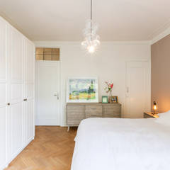 Slaapkamer:  Slaapkamer door Aangenaam Interieuradvies