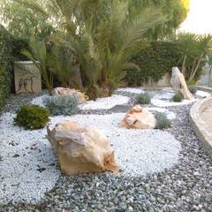 PROGETTAZIONE GIARDINI Landscape GARDEN DESIGN Giardino in stile di landscapeABC studio garden design