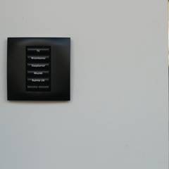 Domotica installatie Estel Residence Nijmegen:  Slaapkamer door Controlux Domotica