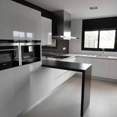Cocinas modernas: ideas, diseños e imágenes | homify Cocinas modernas: ideas, diseños e imágenes | homify