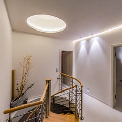 Ausgefallener Flur, Diele & Treppenhaus | Homify | homify Ausgefallener Flur, Diele & Treppenhaus | Homify | homify
