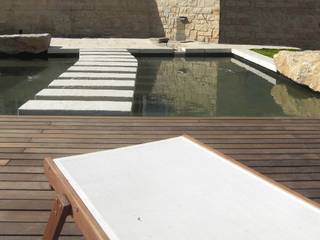Pool-Garten, Planungsbüro STEFAN LAPORT Planungsbüro STEFAN LAPORT Mediterranean style pool