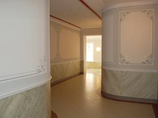 Historisches Treppenhaus, Wandmalerei & Oberflächenveredelungen Wandmalerei & Oberflächenveredelungen Classic style corridor, hallway and stairs