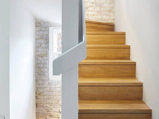 Whitton Road, Phillips Tracey Architects Phillips Tracey Architects Pasillos, vestíbulos y escaleras modernos