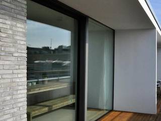 Loft D, Sieckmann Walther Architekten Sieckmann Walther Architekten Balkon, Beranda & Teras Modern