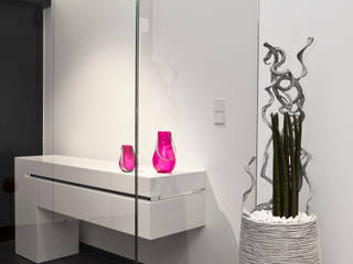Villenanwesen, schulz.rooms schulz.rooms 現代浴室設計點子、靈感&圖片